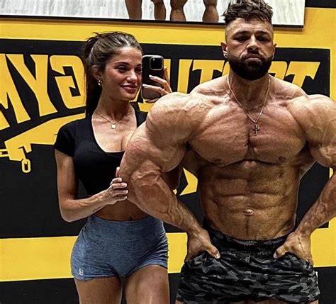 Regan Grimes Shares Offseason Physique Update At 296 Pounds